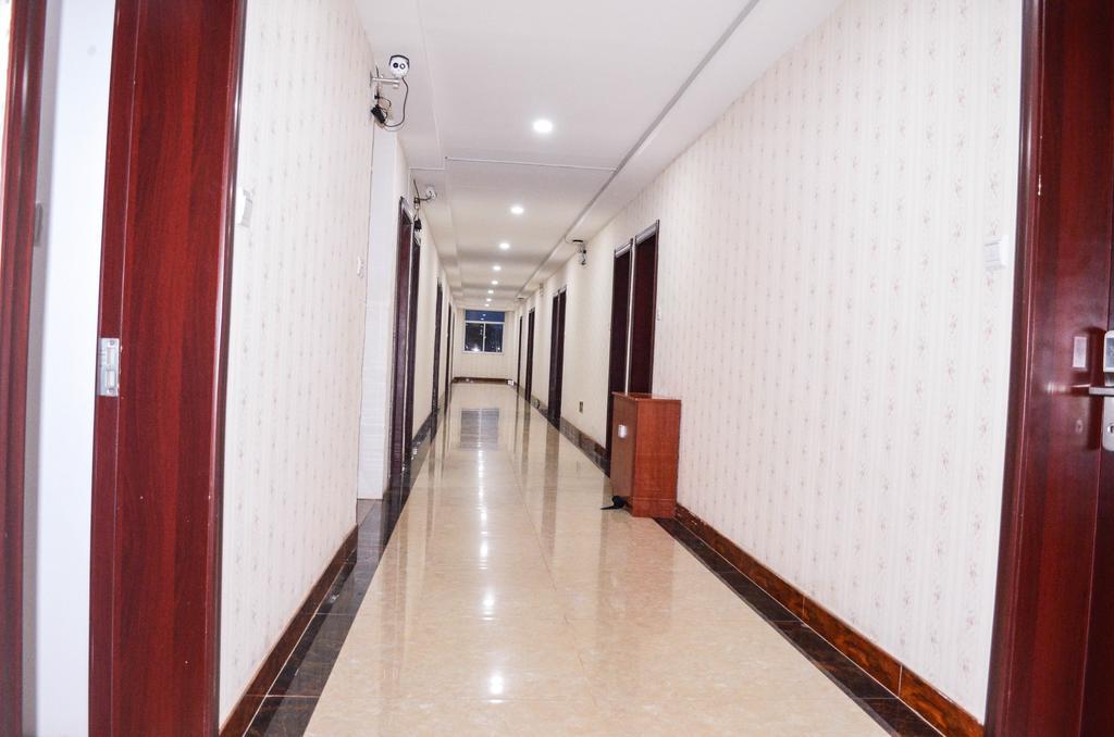 Chinese Business Hotel Kampala Kültér fotó