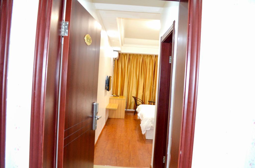 Chinese Business Hotel Kampala Kültér fotó
